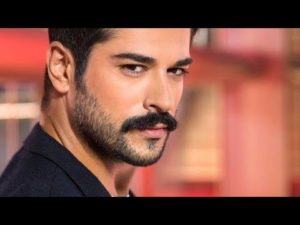 Бурак Озчивит