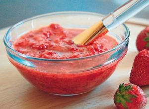 Маска для волос из клубники в домашних условиях